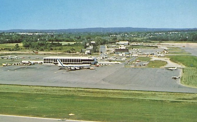 1968 Portland ME Municipal Airport Postcard_0000 2.jpg