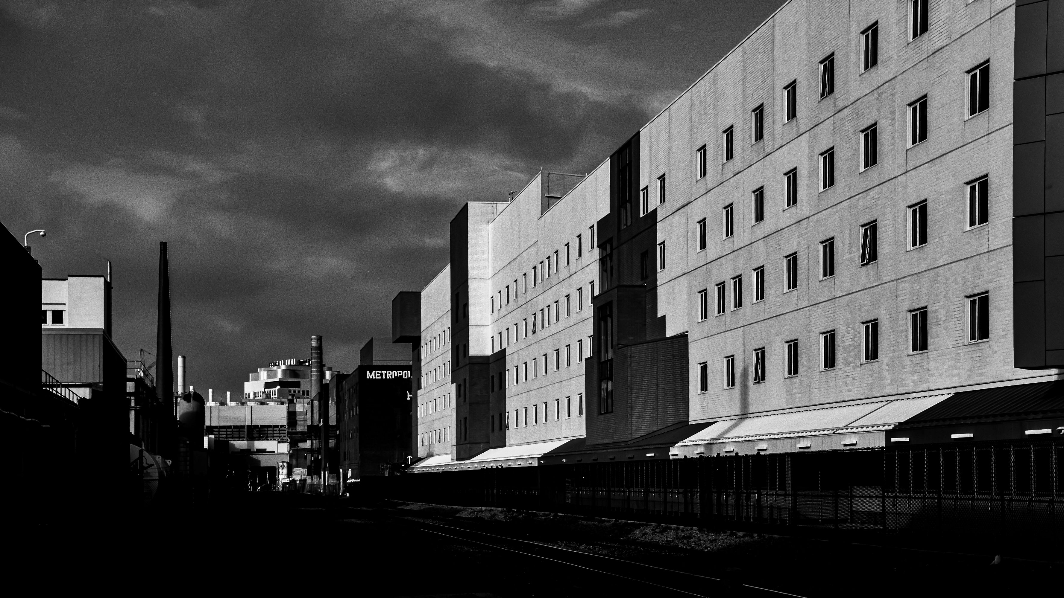 DSC_3628-2r.jpg