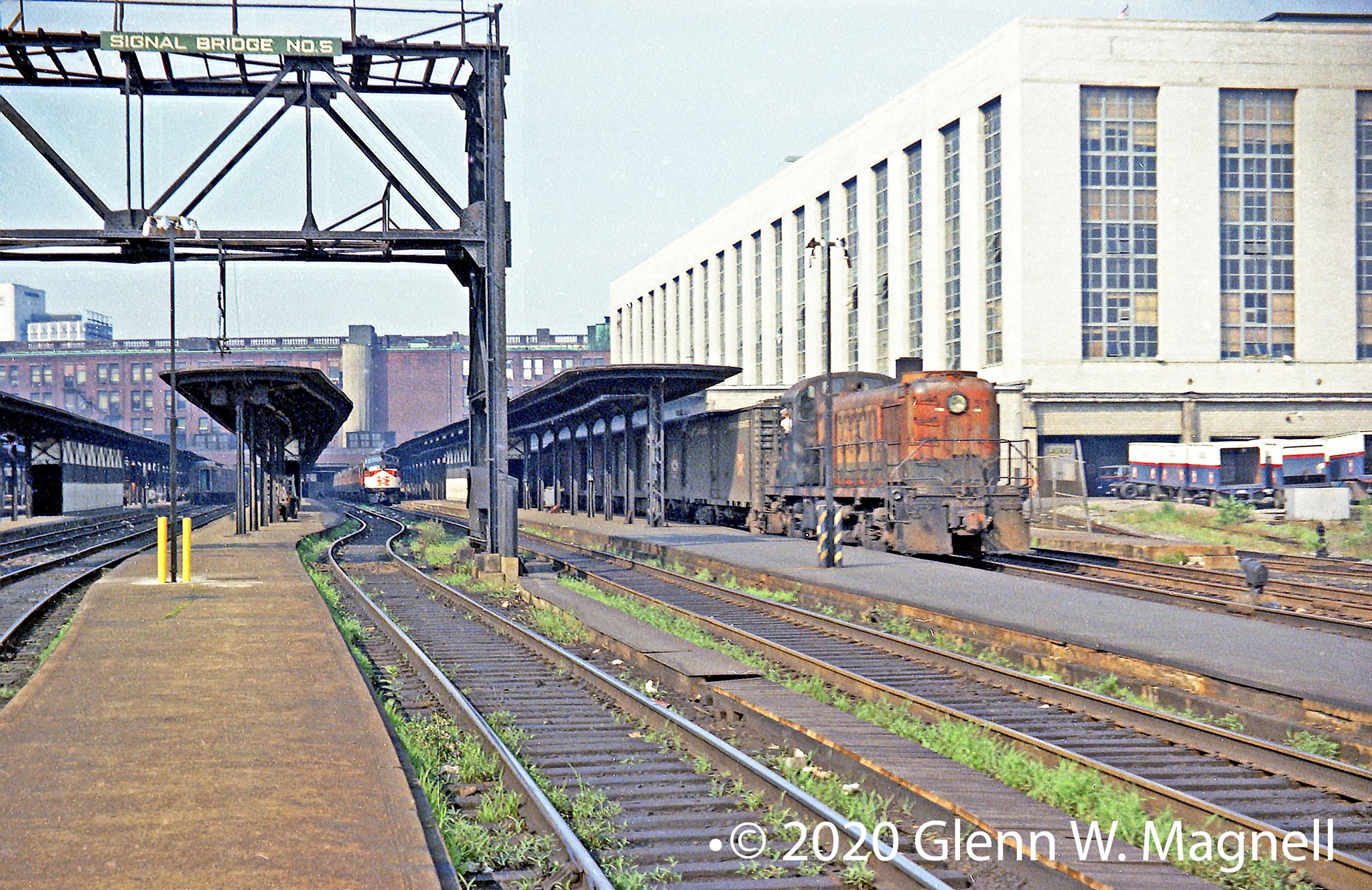 NH South Station 1967.jpg