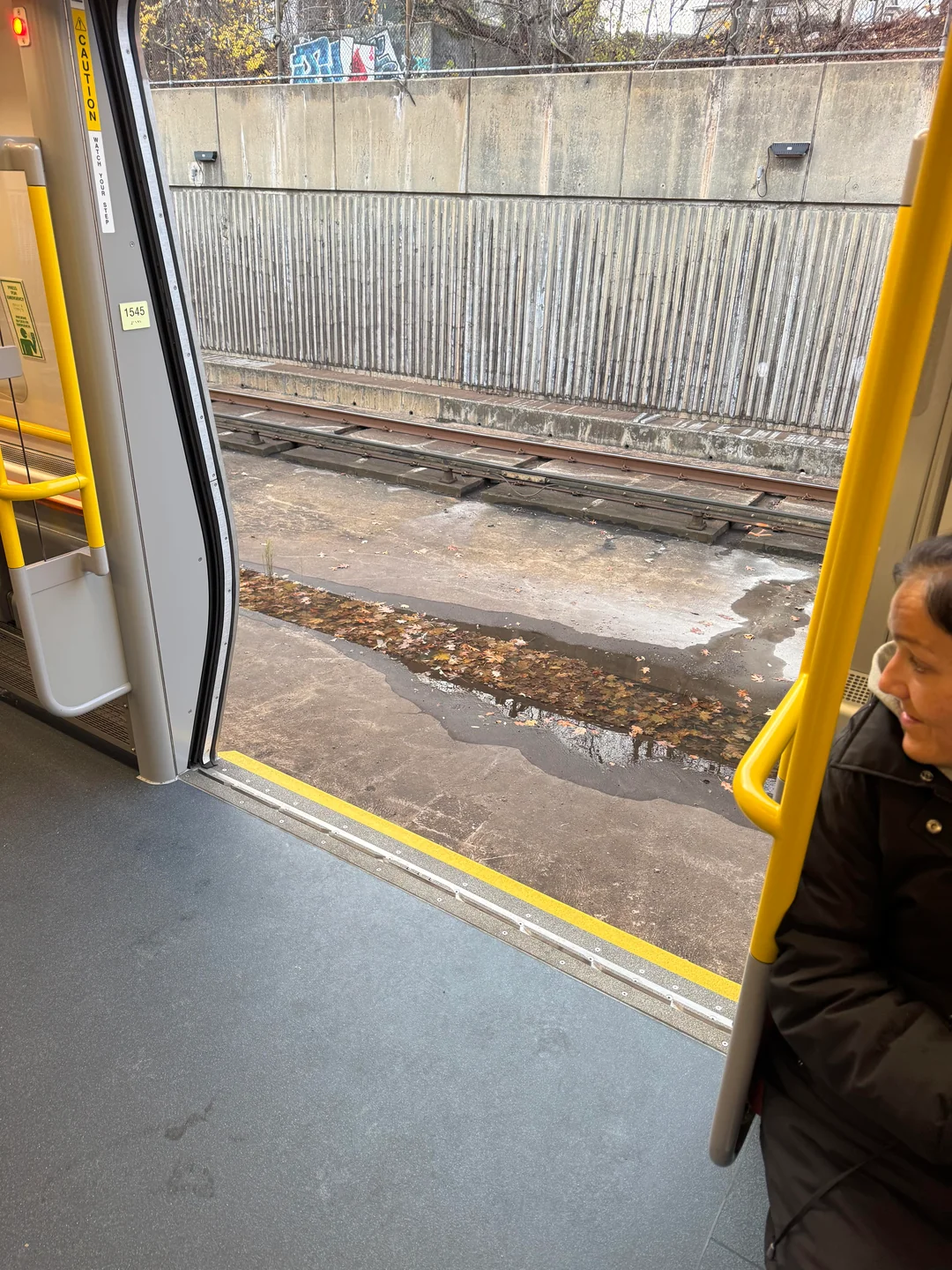 orange line doors.png