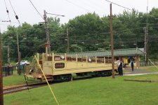 DINOTROLLEY001.JPG